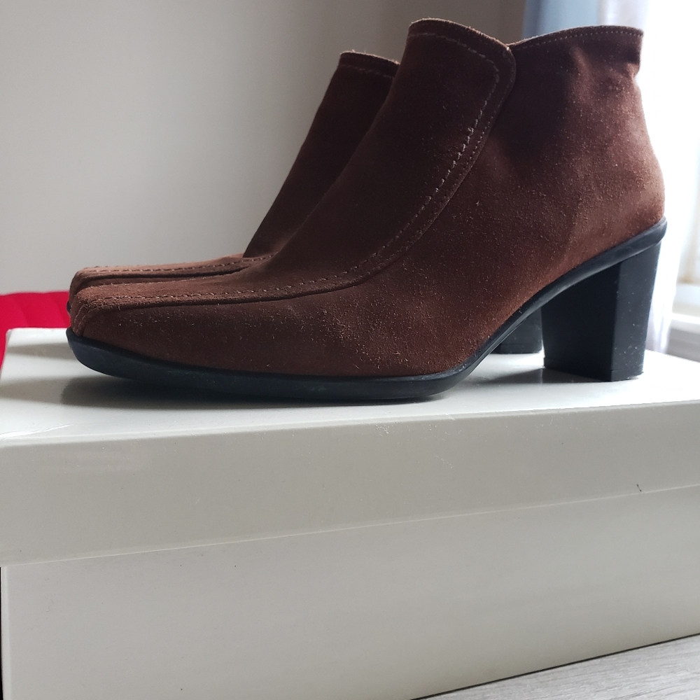La Canadienne Boots